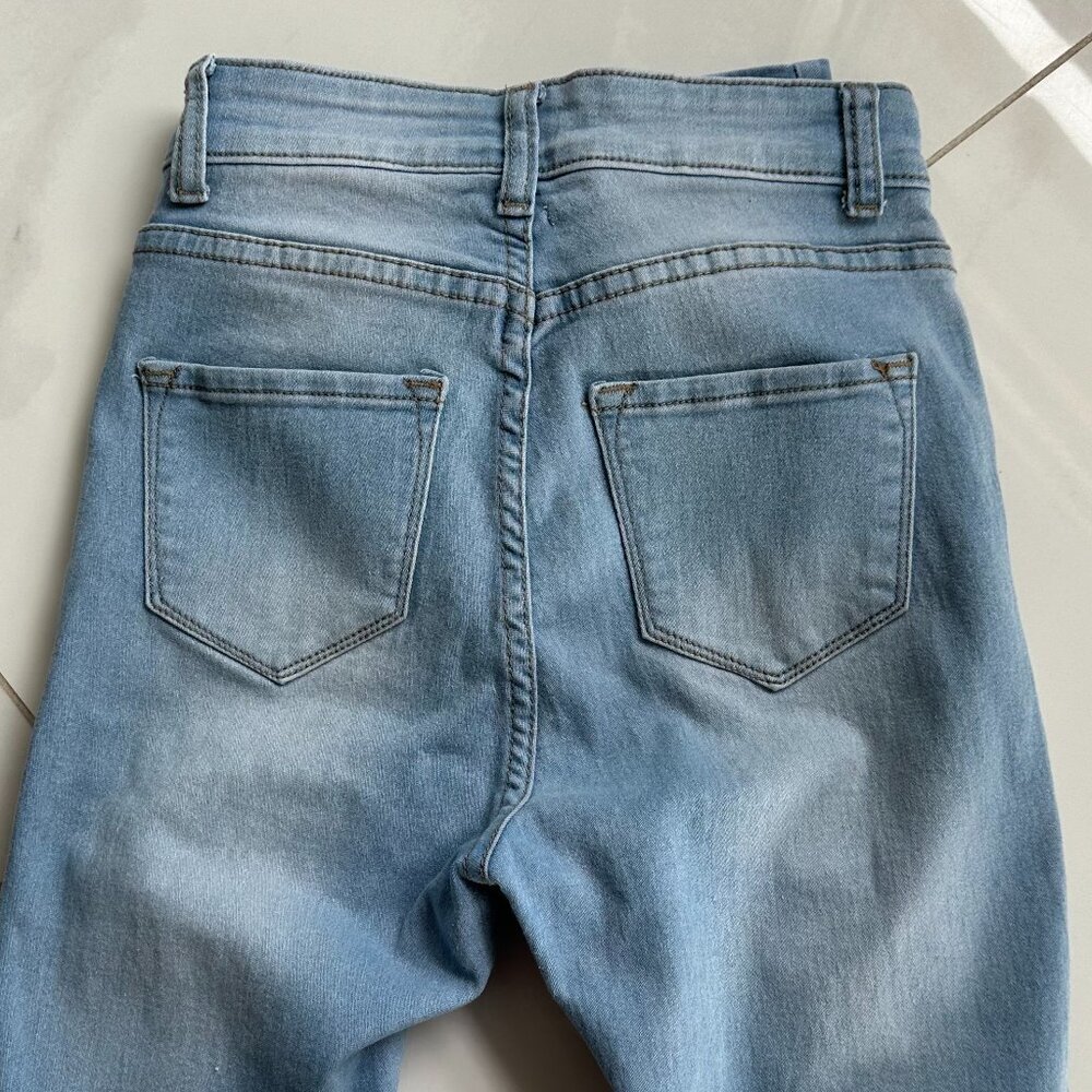 Fashion Nova Distressed Skinny Jeans | Size 3/4 | Light Wash Denim - Picture 9 of 10